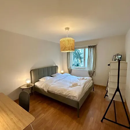 Simple With Natural Light شقة *